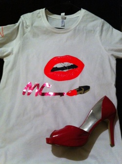 LOOSE LIPS WHT/HOT PINK CREW